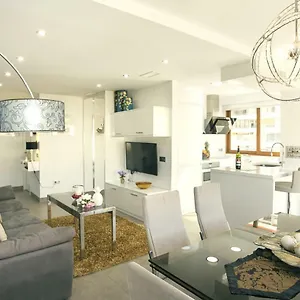 Monkó - La Nogalera, Luxury&comfort , Torremolinos España
